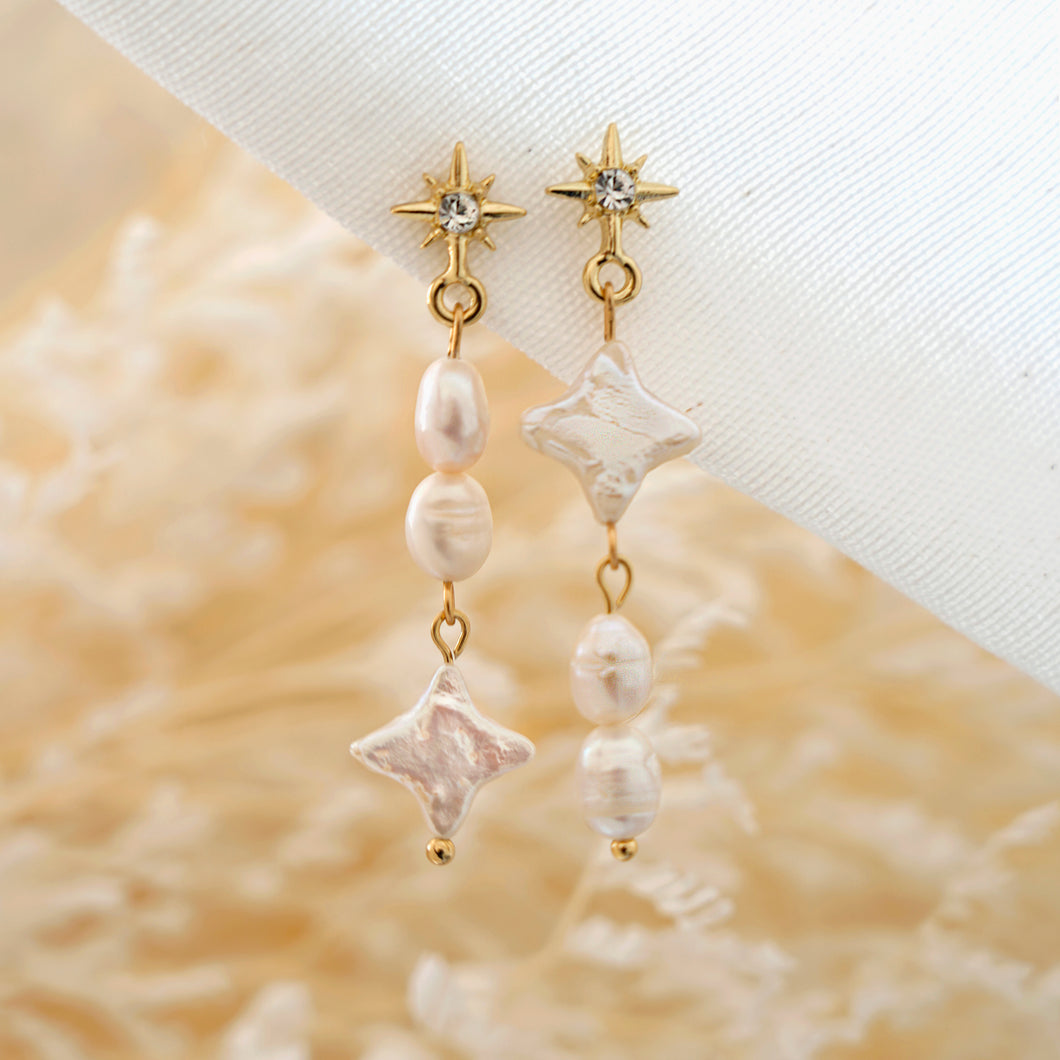 Haliya Star Pearl Earrings