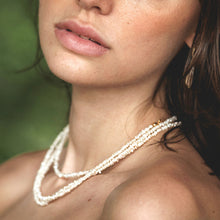 Load image into Gallery viewer, Bora Sand Pearls Choker Necklace