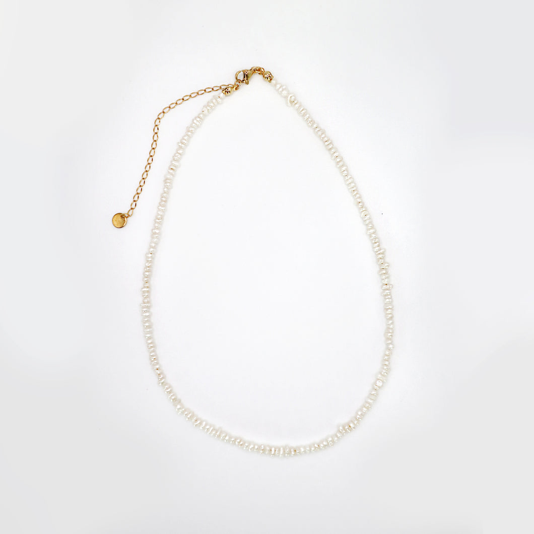 Bora Sand Pearls Choker Necklace